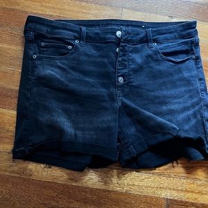 AE next level size 18 black jean shorts